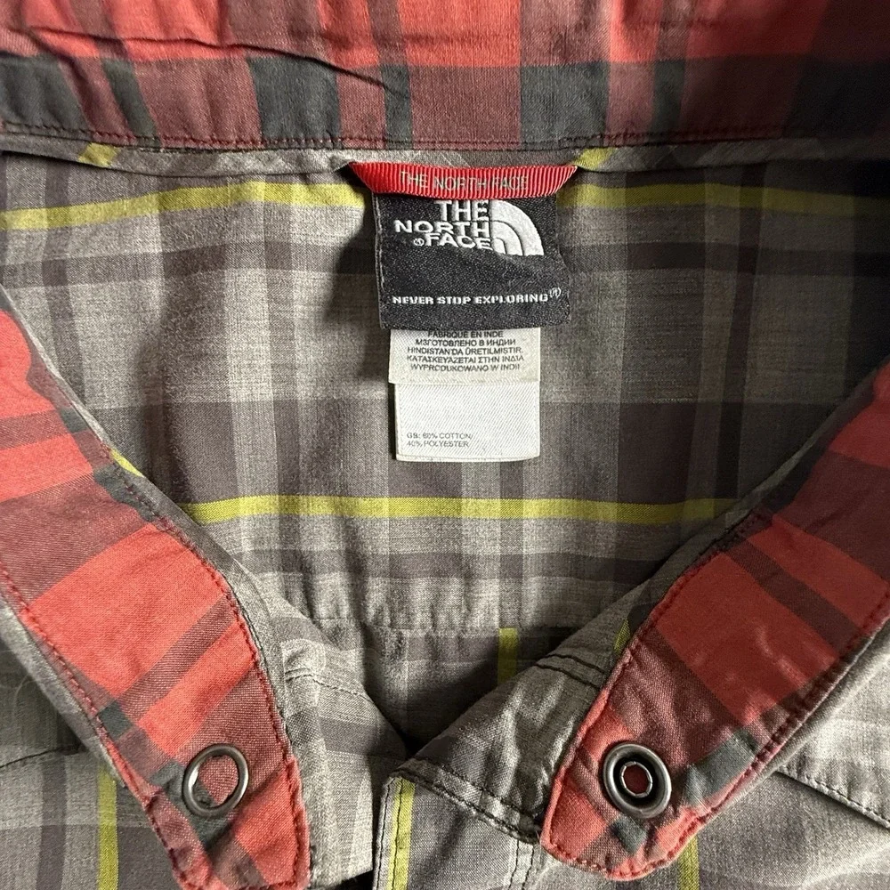 The North Face Baytrail Plaid Shirt Mens Large Gray Hiking Outdoor Camp